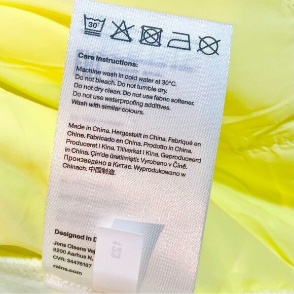 Rains Fleece Vest Straw Yellow Sleeveless Pockets Jacket Liner NWT NEW Medium - Picture 14 of 16
